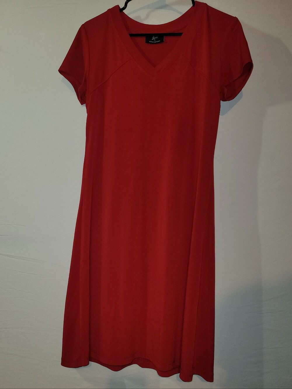 Lennie For Nina Leonard, Red V Neck Dress, M
